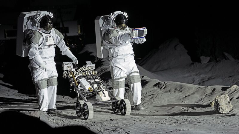Europe_Takes_Giant_Leap_with_New_Moon_Simulator_in_Germany__ - News for amigos, by amigos Europe_Takes_Giant_Leap_with_New_Moon_Simulator_in_Germany__
