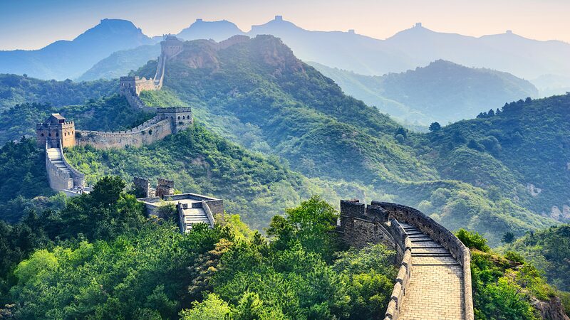 Experience_Autumn_s_Splendor_at_Jinshanling_Great_Wall____poster - News for amigos, by amigos Experience_Autumn_s_Splendor_at_Jinshanling_Great_Wall___ video poster