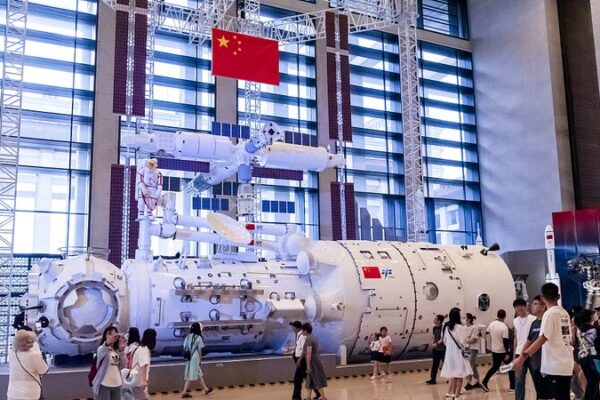 Experience China’s Space Dreams at Shanghai’s Captivating Space Exhibition 🚀 Experience_China_s_Space_Dreams_at_Shanghai_s_Captivating_Space_Exhibition__ video poster