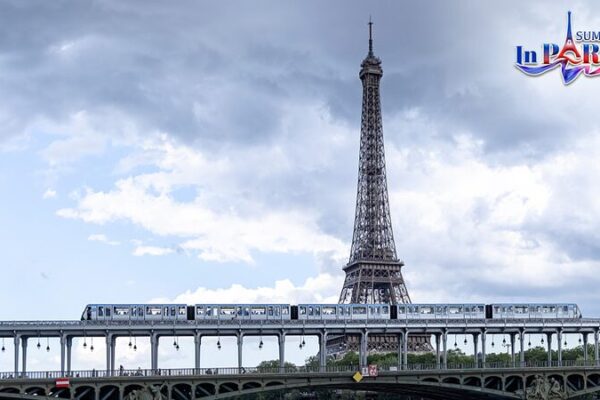 Experience Paris from Above: The Stunning Skyline During the 2024 Olympics Experience_Paris_from_Above__The_Stunning_Skyline_During_the_2024_Olympics video poster