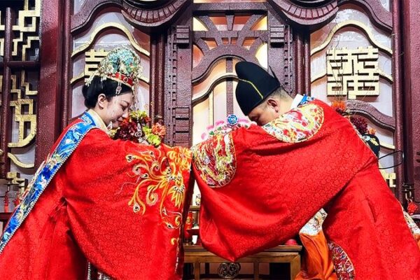 Experience a Traditional Chinese Wedding in Shanxi’s Suzhuang Village 🎎 Experience_a_Traditional_Chinese_Wedding_in_Shanxi_s_Suzhuang_Village__ video poster