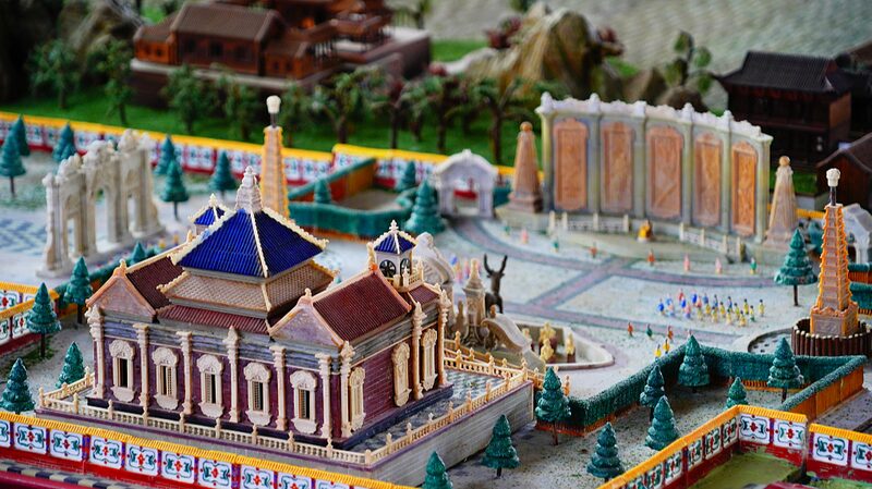 Experience_the_Magic_of_the_Old_Summer_Palace____A_Stunning_Sculpture_in_Beijing_ - News for amigos, by amigos Experience_the_Magic_of_the_Old_Summer_Palace____A_Stunning_Sculpture_in_Beijing_