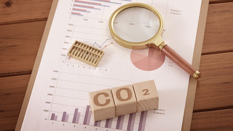 Experts_Urge_Legal_Boost_for_China_s_Carbon_Market__ - News for amigos, by amigos Experts_Urge_Legal_Boost_for_China_s_Carbon_Market__