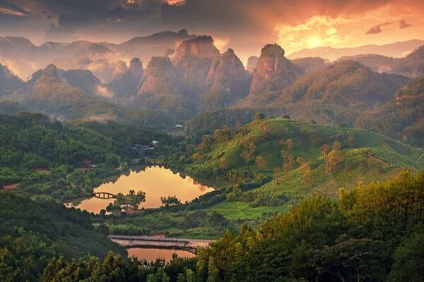 Explore Wuyi Mountain: China’s Hidden Eden Awaits! 🌿 Explore_Wuyi_Mountain__China_s_Hidden_Eden_Awaits___