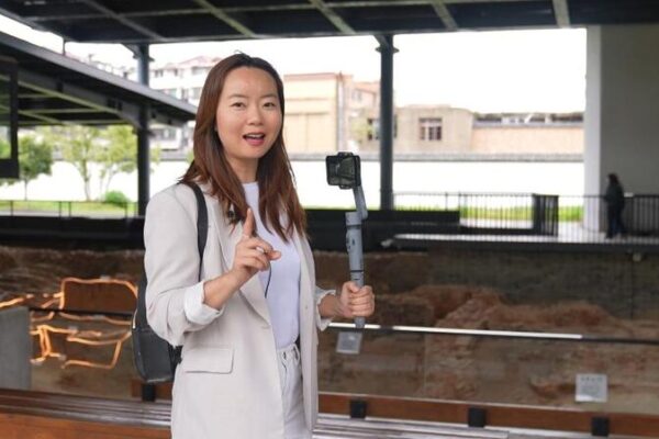 Exploring Jingdezhen’s Imperial Kiln Museum: Lucy’s Journey into China’s Pottery Heart Exploring_Jingdezhen_s_Imperial_Kiln_Museum__Lucy_s_Journey_into_China_s_Pottery_Heart video poster