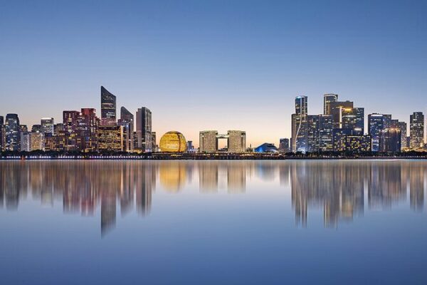 Exploring Qianjiang New Town: Hangzhou’s Futuristic Skyline 🏙️ Exploring_Qianjiang_New_Town__Hangzhou_s_Futuristic_Skyline___ video poster