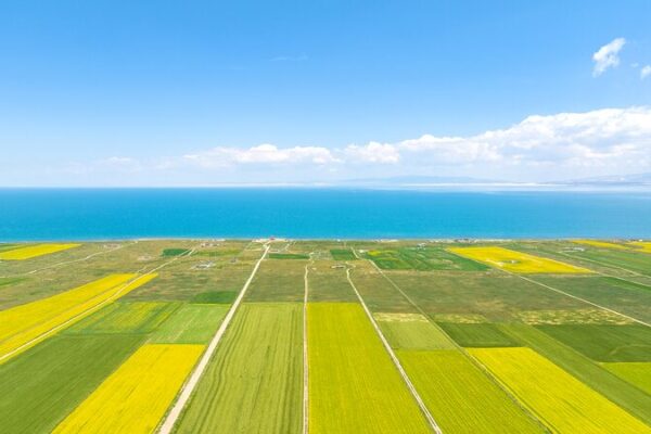 Exploring Qinghai: Where China’s Rivers Begin and Wild Hearts Roam Exploring_Qinghai__Where_China_s_Rivers_Begin_and_Wild_Hearts_Roam