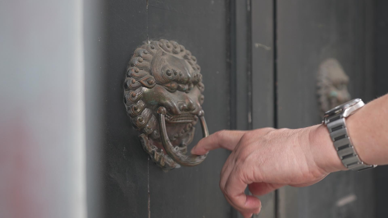 __Exploring_Shanghai_s_Century_Old_Road__Where_History_Meets_Modern_Life video poster