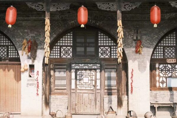Exploring the Hidden Utopia: Lijiashan Village’s Ancient Cave Houses 🏞️🏡 Exploring_the_Hidden_Utopia__Lijiashan_Village_s_Ancient_Cave_Houses____