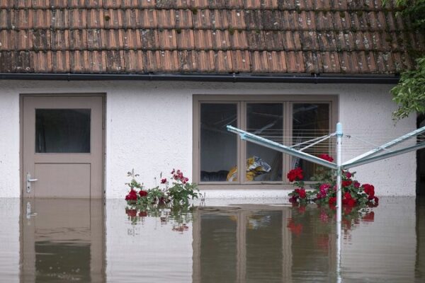 Extreme Weather Events Wreak Havoc Across the Globe 🌪️🔥🌊 Extreme_Weather_Events_Wreak_Havoc_Across_the_Globe_____
