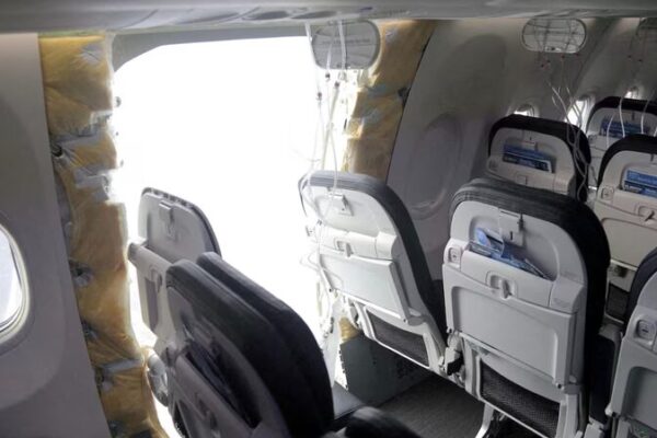 FBI Alerts Alaska Airlines Passengers: You Might Be Crime Victims! 😲✈️ FBI_Alerts_Alaska_Airlines_Passengers__You_Might_Be_Crime_Victims_____