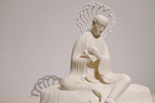 Faith_Meets_Form__Xiamen_Exhibition_Showcases_10_Year_Artistic_Journey