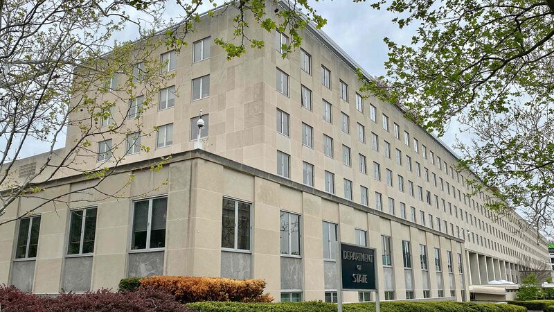 Fareed_Zakaria_Calls_Out_U_S__for__Overly_Confrontational__Approach_to_China______ - News for amigos, by amigos Fareed_Zakaria_Calls_Out_U_S__for__Overly_Confrontational__Approach_to_China______