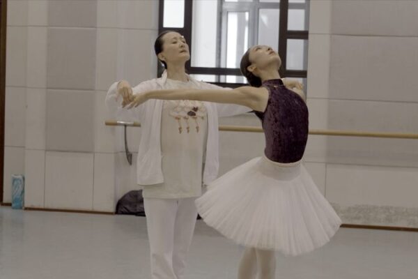 Feng_Ying_Reflects___I_Wouldn_t_Choose_Someone_Like_Myself__poster - News for amigos, by amigos Feng_Ying_Reflects___I_Wouldn_t_Choose_Someone_Like_Myself_ video poster