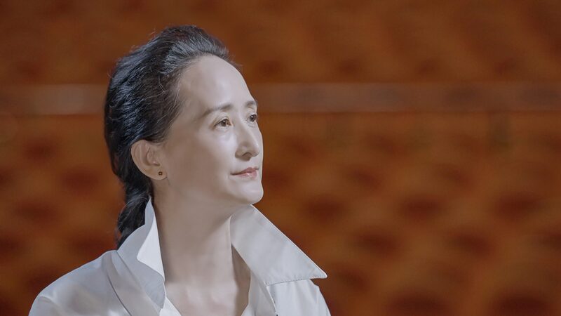 Feng_Ying__Perfecting__Swan_Lake__One_Fingertip_at_a_Time video poster