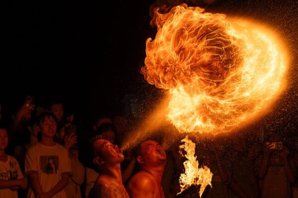 🔥 Fiery Nights in Foshan: Fire-Breathing Stunts Light Up the City 🌆 __Fiery_Nights_in_Foshan__Fire_Breathing_Stunts_Light_Up_the_City__