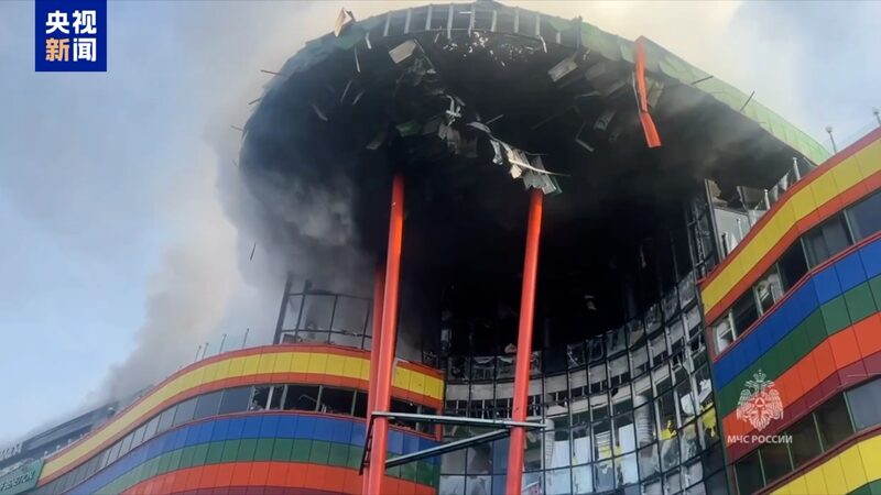 Fire_at_Russian_Shopping_Mall_in_Vladikavkaz_Leaves_1_Dead_and_9_Injured_poster - News for amigos, by amigos Fire_at_Russian_Shopping_Mall_in_Vladikavkaz_Leaves_1_Dead_and_9_Injured video poster