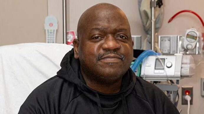 First_Human_to_Receive_Pig_Kidney_Transplant_Dies__Inspires_Medical_Community___ - News for amigos, by amigos First_Human_to_Receive_Pig_Kidney_Transplant_Dies__Inspires_Medical_Community___