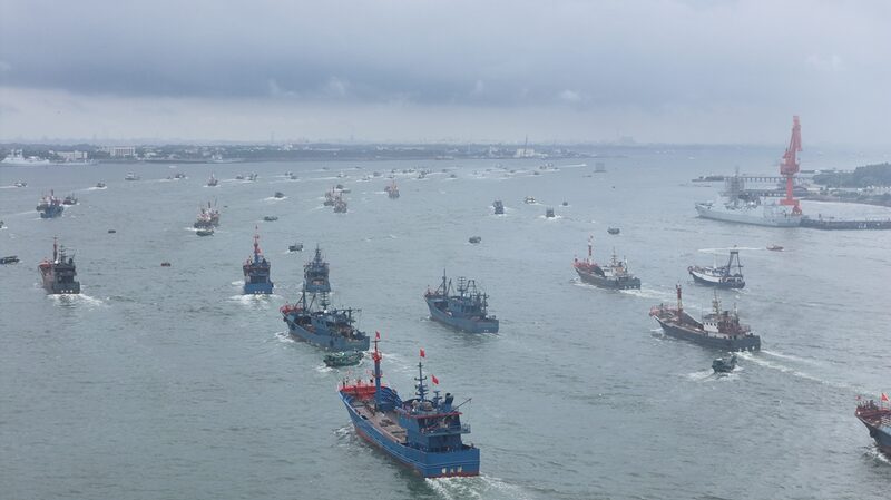 Fishing_Vessels_Back_in_Action__South_China_Sea_Resumes_After_Summer_Break_poster - News for amigos, by amigos __Fishing_Vessels_Back_in_Action__South_China_Sea_Resumes_After_Summer_Break video poster