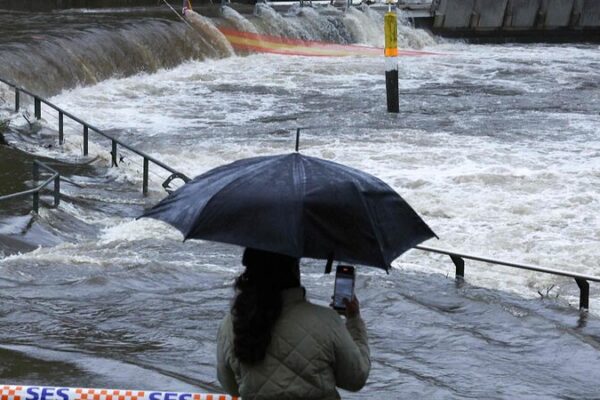 Flash Floods Hit Sydney: Over 150 Rescued Amid Torrential Rains 🌊 Flash_Floods_Hit_Sydney__Over_150_Rescued_Amid_Torrential_Rains__
