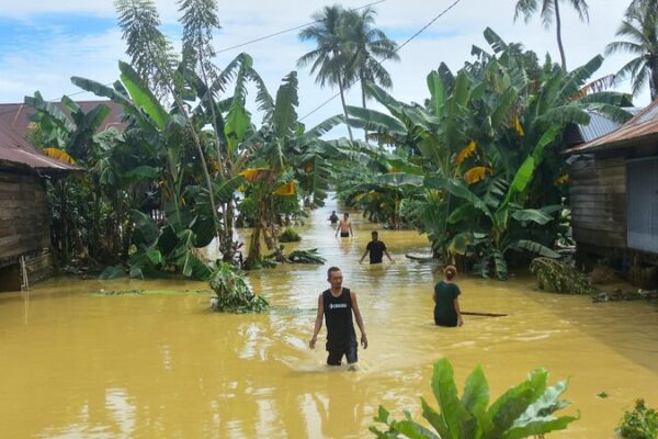 Flooding and Landslides in Indonesia’s South Sulawesi Claim 15 Lives 🌧️ Flooding_and_Landslides_in_Indonesia_s_South_Sulawesi_Claim_15_Lives___