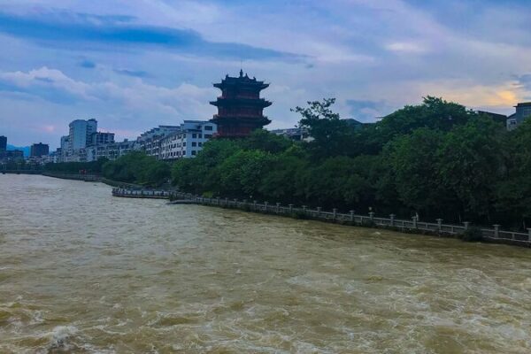 🌧️ Floods and Droughts: Why China’s Extreme Weather Persists ___Floods_and_Droughts__Why_China_s_Extreme_Weather_Persists