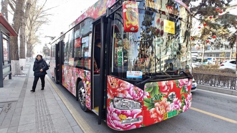 Floral_Frenzy__Changchun_Buses_Bloom_with_Vibrant_Northeast_China_Patterns