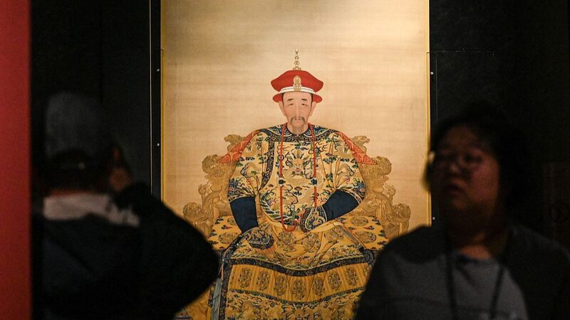 Forbidden_City_and_Palace_of_Versailles_Unite_in_Beijing_for_Cross_Cultural_Exhibition - News for amigos, by amigos Forbidden_City_and_Palace_of_Versailles_Unite_in_Beijing_for_Cross_Cultural_Exhibition