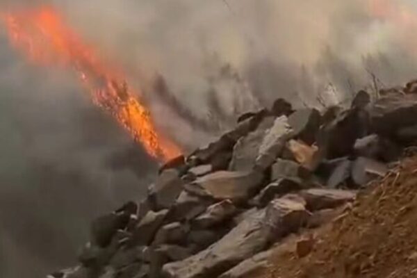Forest Fire Rages in SW China’s Ganzi, Over 700 Firefighters Mobilized Forest_Fire_Rages_in_SW_China_s_Ganzi__Over_700_Firefighters_Mobilized