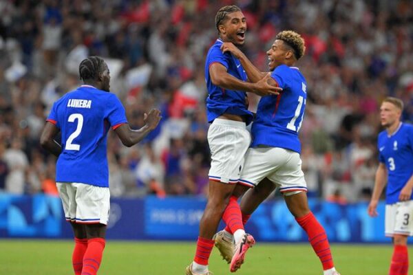 France Kicks Off 2024 Olympics with 3-0 Win Over USA! ⚽️ France_Kicks_Off_2024_Olympics_with_3_0_Win_Over_USA____