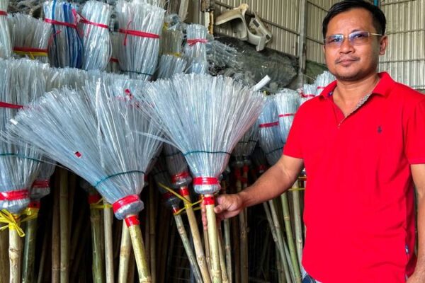 From_Plastic_to_Practical__Cambodian_Entrepreneur_Upcycles_Bottles_into_Brooms___