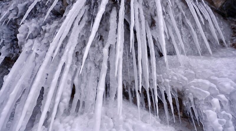 Frozen_Wonderland__Northern_China_s_Icefalls_Dazzle_Visitors____poster - News for amigos, by amigos Frozen_Wonderland__Northern_China_s_Icefalls_Dazzle_Visitors___ video poster