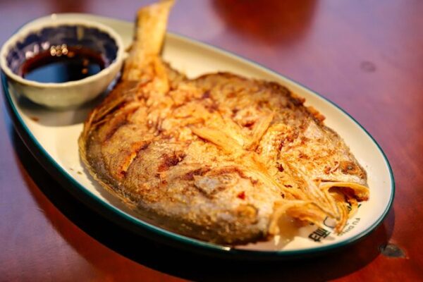 Fuding’s Yellow Croaker: The Crispy Delight Everyone’s Talking About! 🐟✨ Fuding_s_Yellow_Croaker__The_Crispy_Delight_Everyone_s_Talking_About____