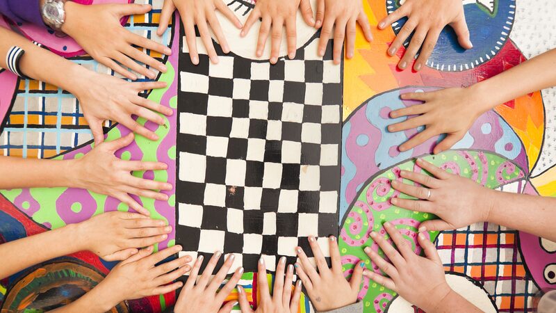 ___Future_World__Art_Exhibition_Lights_Up_Dushanbe_with_Youthful_Creativity_