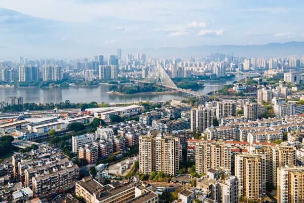 Fuzhou: China’s City of Banyan Trees 🌳 Fuzhou__China_s_City_of_Banyan_Trees__ video poster