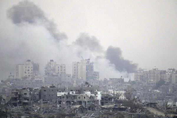 Gaza Conflict Day 40: Over 11,000 Lives Lost, Main Hospital Shuts Down 😢 Gaza_Conflict_Day_40__Over_11_000_Lives_Lost__Main_Hospital_Shuts_Down__ video poster