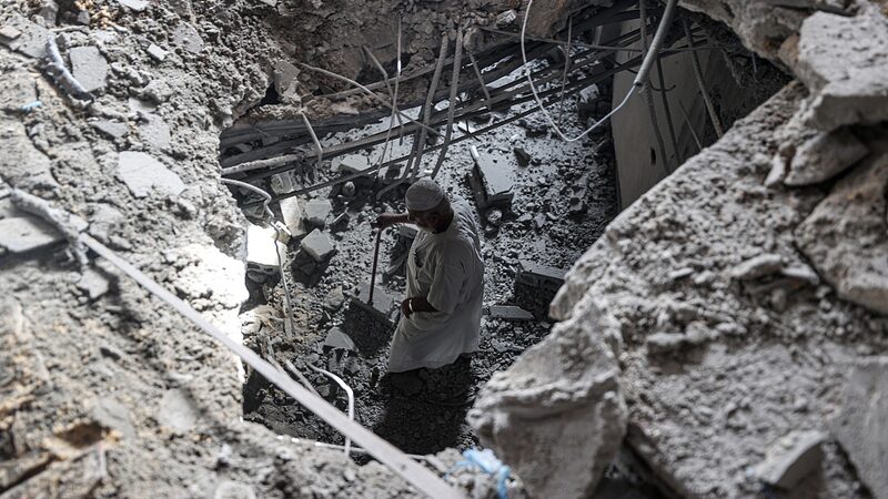 Gaza_s_Day_37__Rising_Tensions_and_Humanitarian_Crises_Unfold___poster - News for amigos, by amigos Gaza_s_Day_37__Rising_Tensions_and_Humanitarian_Crises_Unfold__ video poster