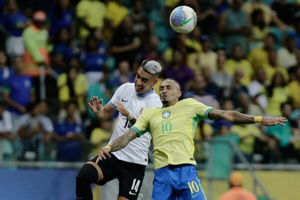 Gerson’s Stunning Volley Seals Brazil’s 1-1 Draw with Uruguay ⚽ Gerson_s_Stunning_Volley_Seals_Brazil_s_1_1_Draw_with_Uruguay__
