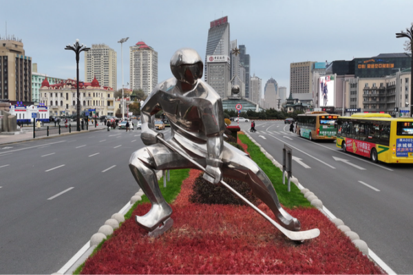 Gleaming Sculptures Spark Hype for Harbin’s 2025 Asian Winter Games ✨⛸️🏒 Gleaming_Sculptures_Spark_Hype_for_Harbin_s_2025_Asian_Winter_Games_____