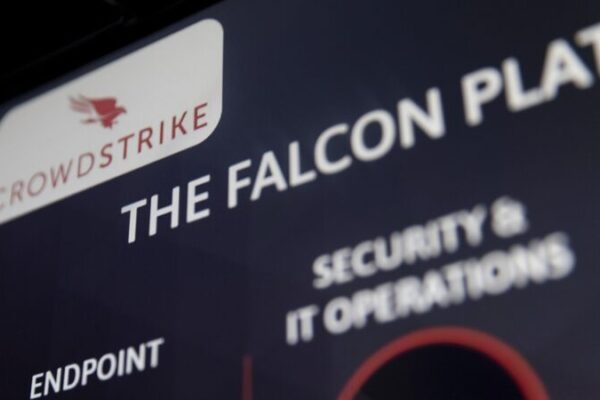 Global Tech Chaos: CrowdStrike Bug Triggers Worldwide Computer Crash Global_Tech_Chaos__CrowdStrike_Bug_Triggers_Worldwide_Computer_Crash