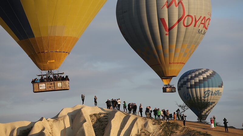 Global_Tourism_Takes_Off_Again__Middle_East_Leads_the_Comeback_____