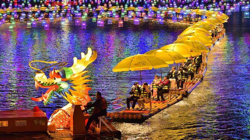 Glowing_Nights_on_Bamboo_Rafts__Discover_Central_China_s_Enchanting_River_Tours - News for amigos, by amigos Glowing_Nights_on_Bamboo_Rafts__Discover_Central_China_s_Enchanting_River_Tours