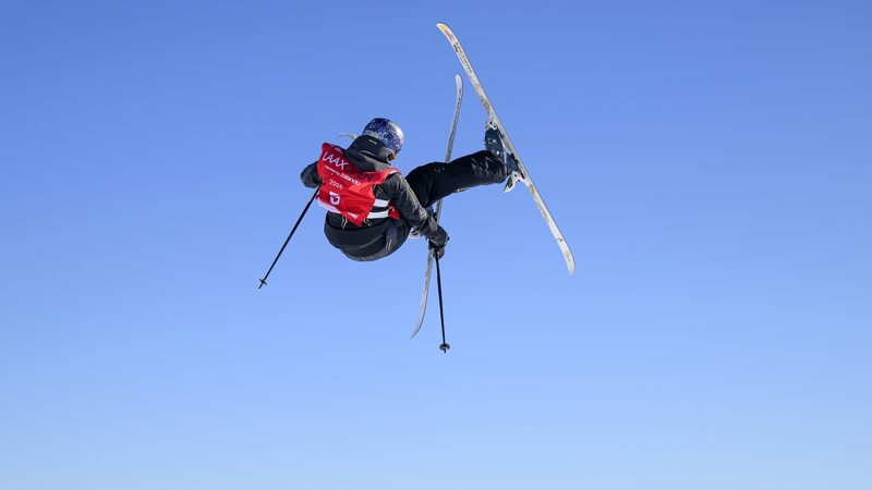 Gu_Ailing_Shines_with_Gold_in_2024_25_World_Cup_Slopestyle_Debut___ - News for amigos, by amigos Gu_Ailing_Shines_with_Gold_in_2024_25_World_Cup_Slopestyle_Debut___