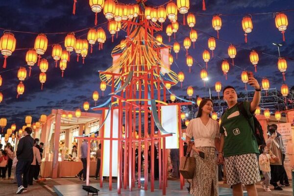 Hainan Revives the Legacy of Su Dongpo: A Journey Back to the Song Dynasty Hainan_Revives_the_Legacy_of_Su_Dongpo__A_Journey_Back_to_the_Song_Dynasty video poster