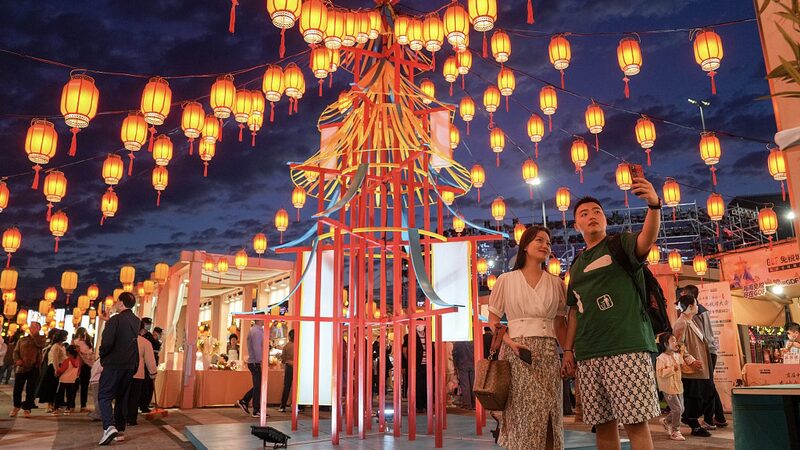 Hainan_Revives_the_Legacy_of_Su_Dongpo__A_Journey_Back_to_the_Song_Dynasty_poster - News for amigos, by amigos Hainan_Revives_the_Legacy_of_Su_Dongpo__A_Journey_Back_to_the_Song_Dynasty video poster