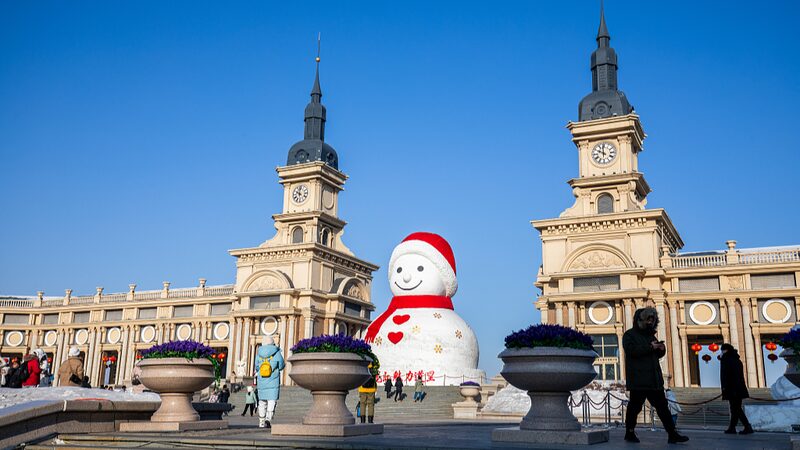 Harbin_s_18_Meter_Snowman_Returns__Winter_Magic_in_China_s_Ice_City_poster - News for amigos, by amigos Harbin_s_18_Meter_Snowman_Returns__Winter_Magic_in_China_s_Ice_City video poster