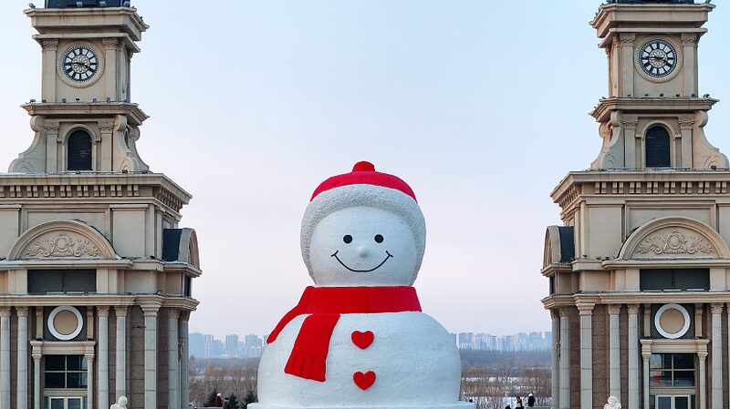 Harbin_s_18_Meter_Snowman_Shines_Bright_in_Annual_Winter_Spectacle_poster - News for amigos, by amigos Harbin_s_18_Meter_Snowman_Shines_Bright_in_Annual_Winter_Spectacle video poster