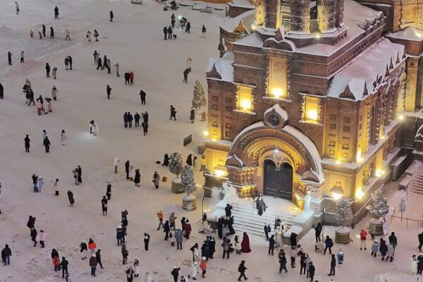 Harbin’s St. Sophia Cathedral Becomes a Snowy Fairytale Castle 🌨️🏰 Harbin_s_St__Sophia_Cathedral_Becomes_a_Snowy_Fairytale_Castle____