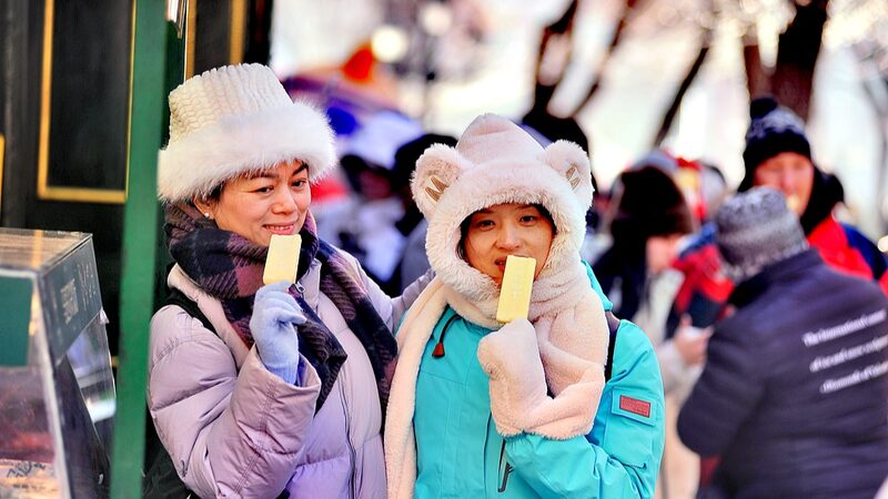Harbin_s_Sweet_Winter_Delight__Popsicles_on_Central_Street