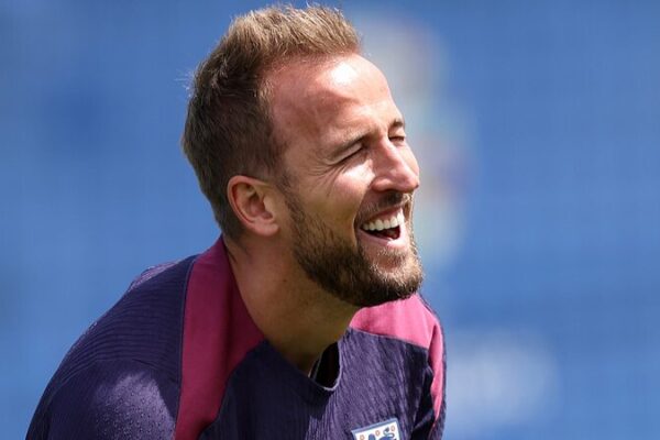 Harry Kane ready to swap personal glory for England’s Euro 2024 dream 🏆⚽ Harry_Kane_ready_to_swap_personal_glory_for_England_s_Euro_2024_dream___